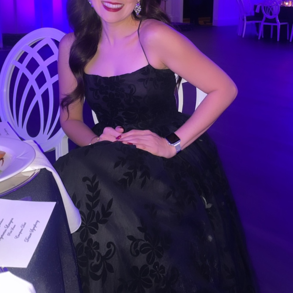 NWOT BLACK Formal gown velvet From Windsor